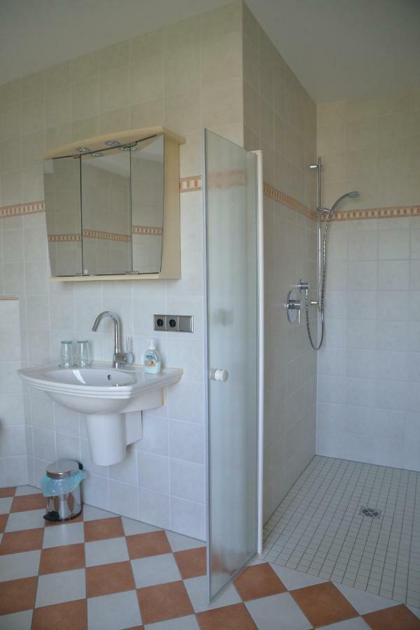 Gaestehaus Waldecker Boos Ngoại thất bức ảnh